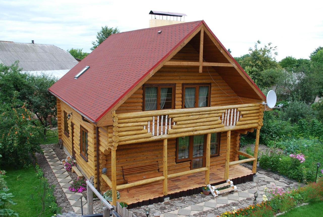 Смерекова Хата Pochaiv Ngoại thất bức ảnh